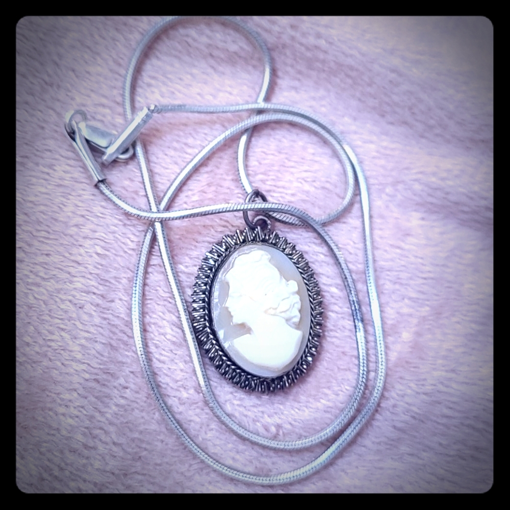 Vintage Shell Cameo Necklace Marriage